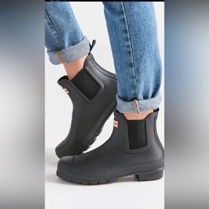 Hunter Rain Boots - Chelsea Original Hinter Rain Boots…used once.